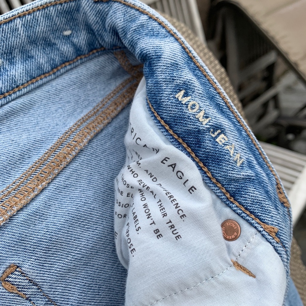 American Eagle Jeans - Picture 4 of 7
